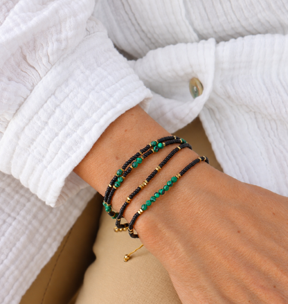 Bracelet perle malachite et rocaille sur cordon double rangs