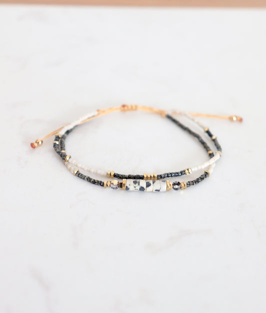 Bracelet femme jaspe dalmatien sur cordon double rangs