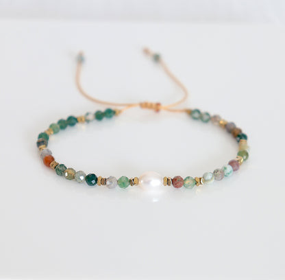 Bracelet perle d'eau douce et pierres agate indienne sur cordon